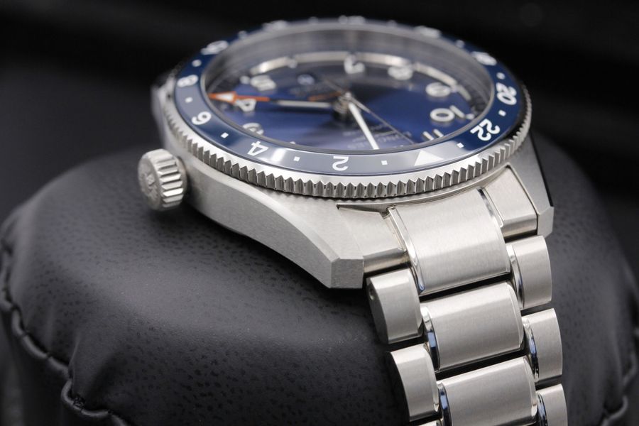 Longines Spirit L3.812.4.93.6